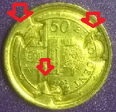 pièce de 50 cent d'euro avec des contremarque et des surfrappes de signes religieux